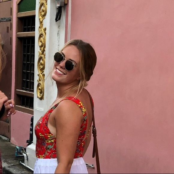 Meet your Posher, Emma - Picture 1 of 1